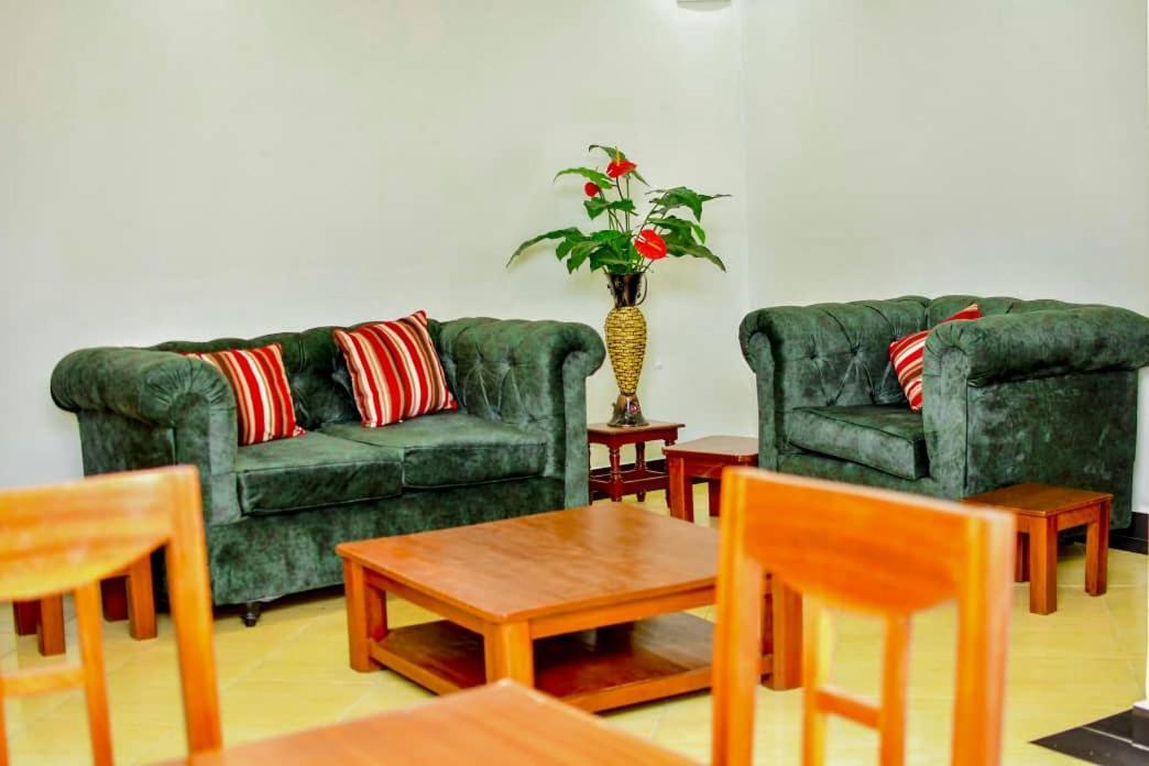 Kigali Airport Suites Extérieur photo