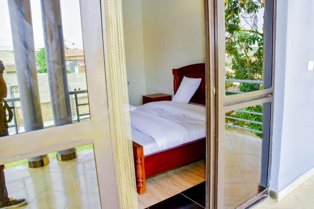 Kigali Airport Suites Extérieur photo