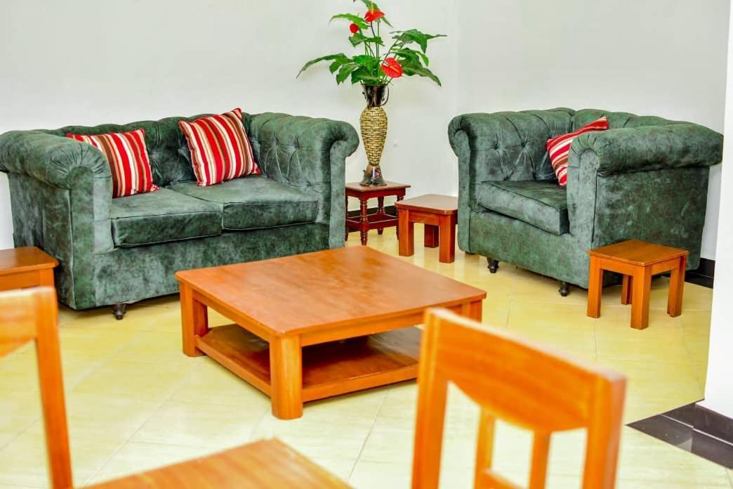 Kigali Airport Suites Extérieur photo